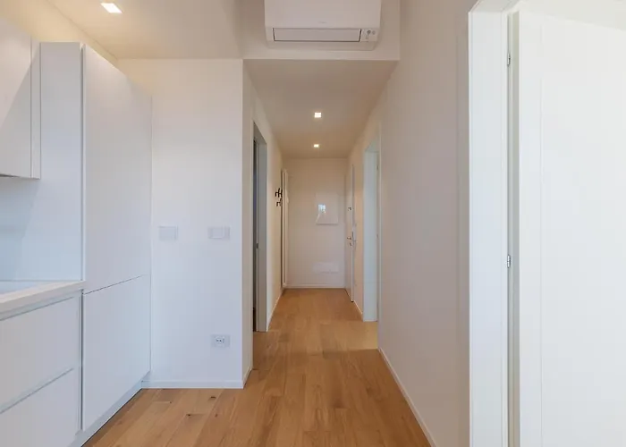 Guesthost - Hills View - Stunning Attic With Terrace Appartement Bologne