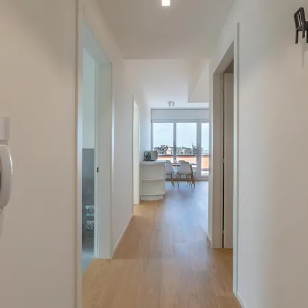 Guesthost - Hills View - Stunning Attic With Terrace *