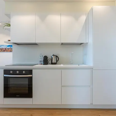 Guesthost - Hills View - Stunning Attic With Terrace * בולוניה