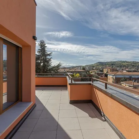 Guesthost - Hills View - Stunning Attic With Terrace Bologna