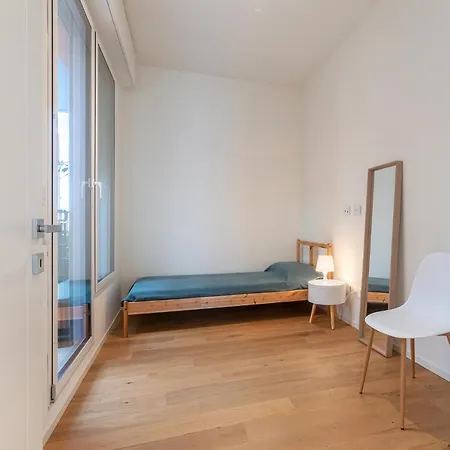 Guesthost - Hills View - Stunning Attic With Terrace Boloňa