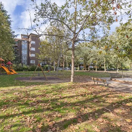 Guesthost - Hills View - Stunning Attic With Terrace Апартаменты *